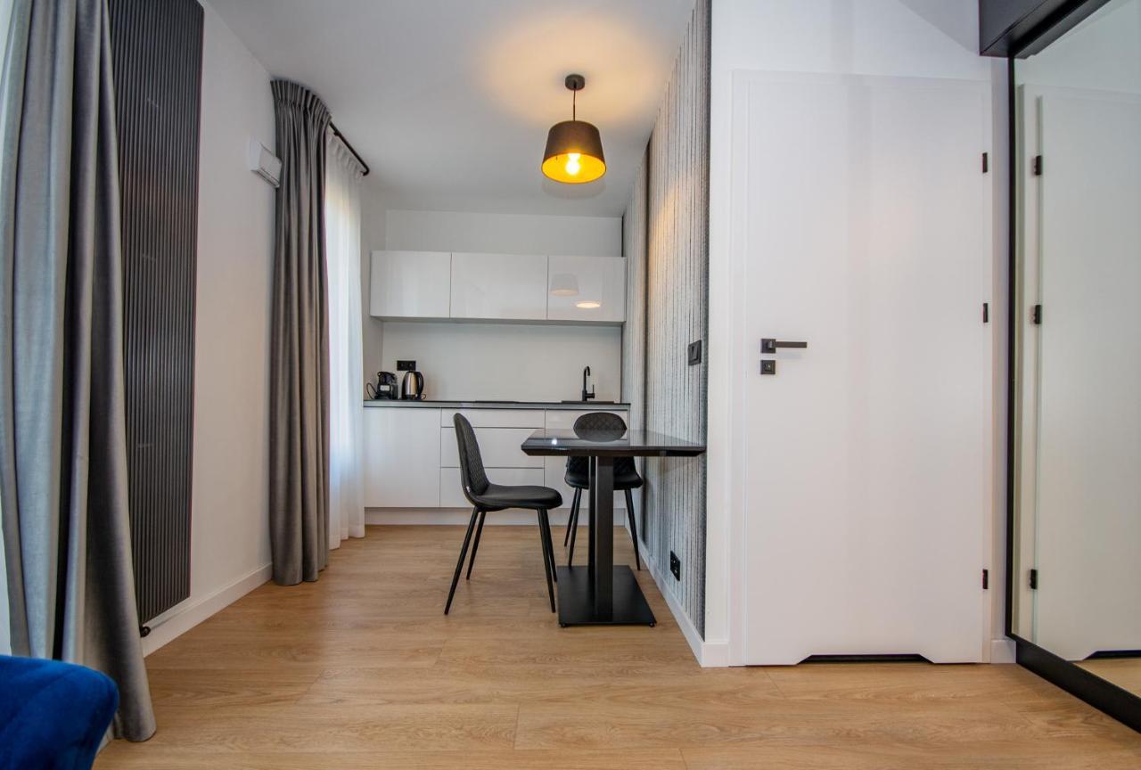 Inpoint Apartments G11 Near Old Town & Kazimierz District & Parking Option Краків Екстер'єр фото
