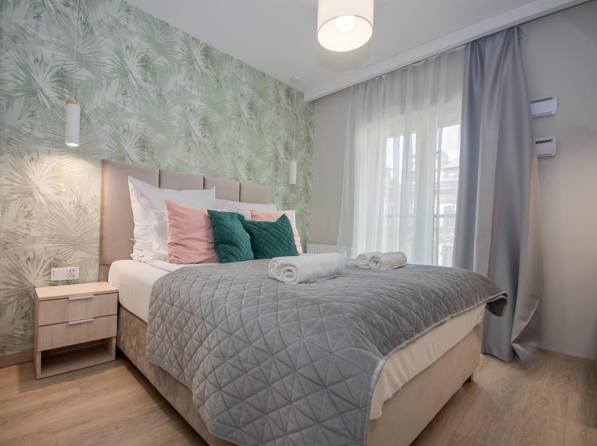 Inpoint Apartments G11 Near Old Town & Kazimierz District & Parking Option Краків Екстер'єр фото
