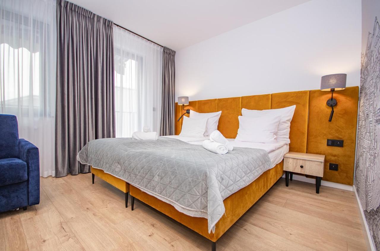 Inpoint Apartments G11 Near Old Town & Kazimierz District & Parking Option Краків Екстер'єр фото