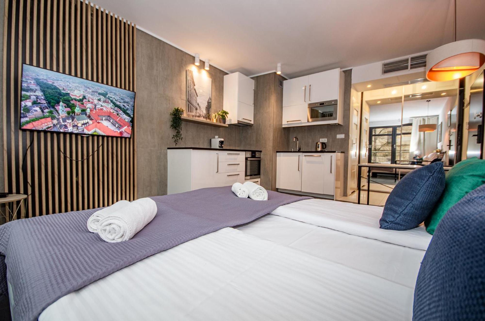 Inpoint Apartments G11 Near Old Town & Kazimierz District & Parking Option Краків Номер фото