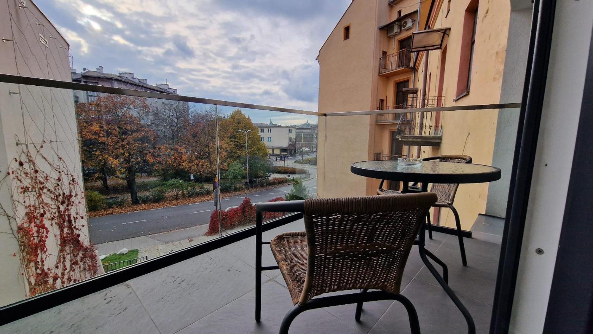 Inpoint Apartments G11 Near Old Town & Kazimierz District & Parking Option Краків Екстер'єр фото